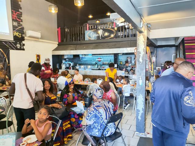 Photo : Brunch « Akwaba Ivoir »